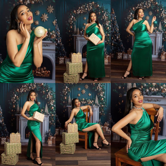 Family Christmas Session - Arrive dressed and ready (10 Images)