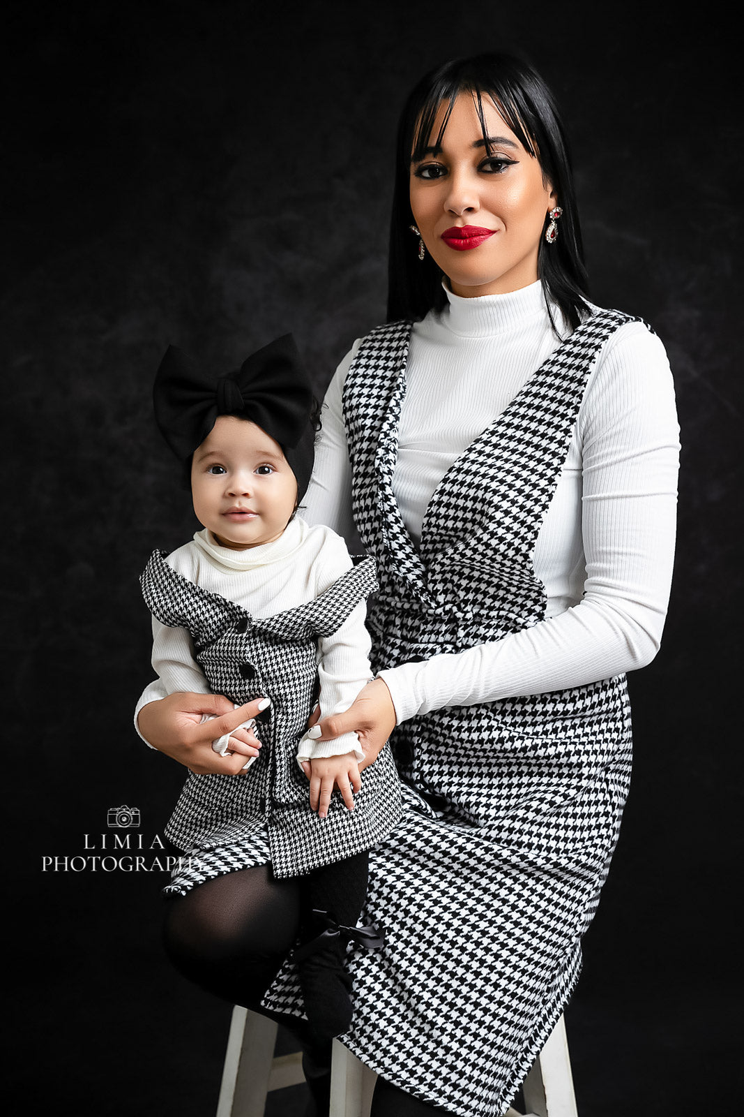 Luxury Family Photo Shoot (15 Images)